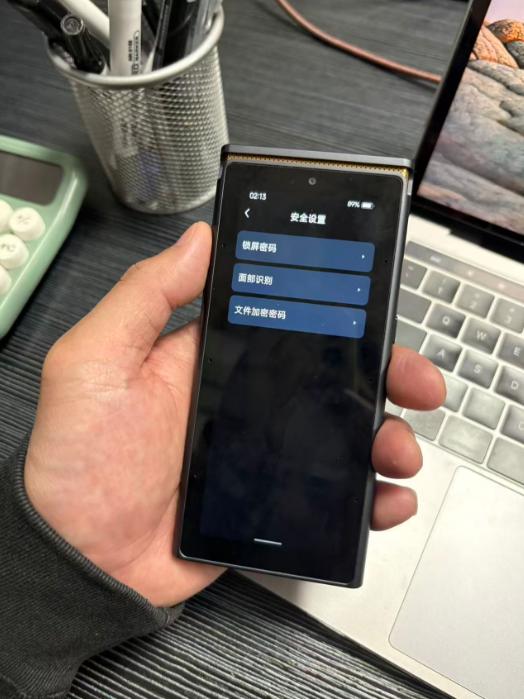 无网也能安心记录，讯飞 AI 录音笔 S8 离线版保障涉密数据安全可控