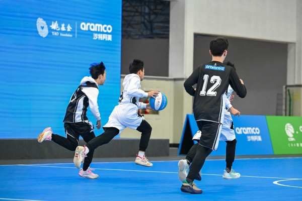 “投入新可能”公益球场在诸暨海亮融爱园正式启用