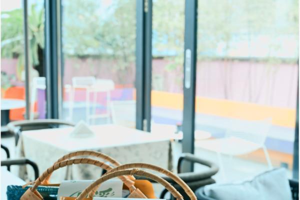 鹿溪荟携手成都围坐酒店：以自然入席，共筑城市生活新意境 