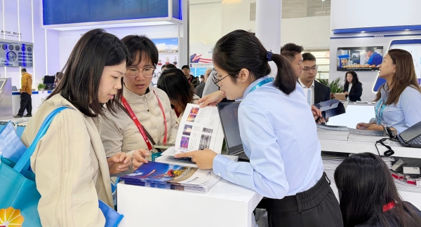 Raythink燧石热成像+AI全场景解决方桉，赋能石化安全新生态！ 