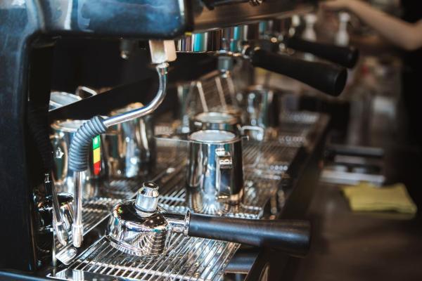 从“风味内卷”到“健康革命”：COMEBUY甘杯如何重塑茶饮行业标准？ 