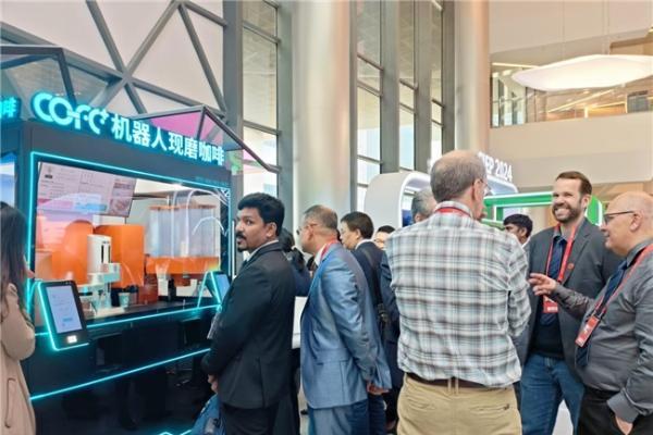 全球最先进第6代咖啡机器人COFE+入驻世界软件巨头SAP 