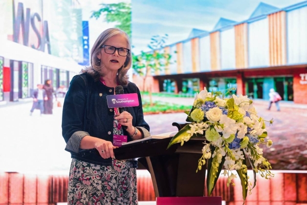 南安普顿大学推出“职业优势”项目 以创新型就业支持回应中国学生职业发展关切 