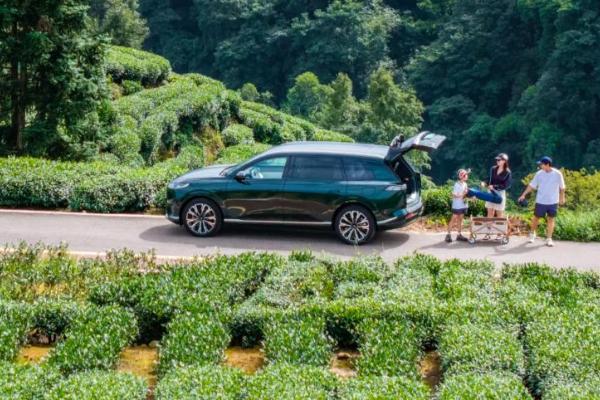 92号汽油奔9，家庭SUV怎么选？奕派008车主算了一笔账：这才是真省！ 