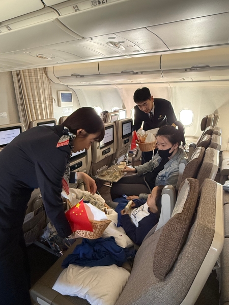 东航中东航线有序复运 保障旅客平安往来 