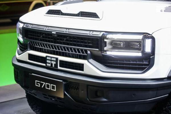 硬核实力登场 纵横G700顶火鸣镝版解锁深圳改装车展 