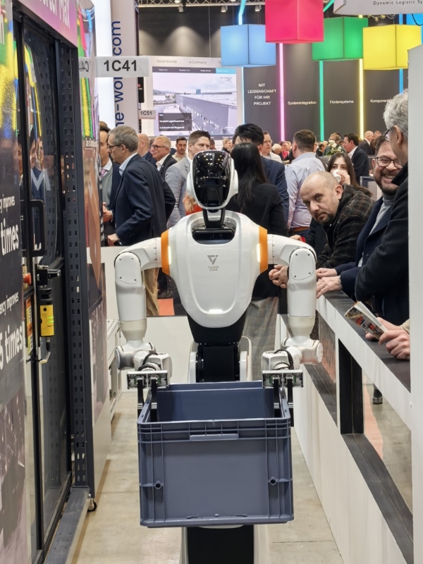 剑指全球，它石智航欧洲首秀展现「真干活」硬实力 