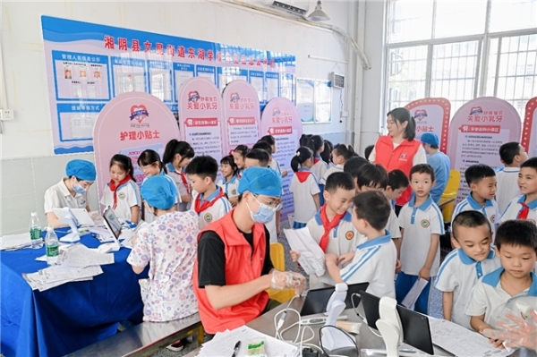 助力健康中国 守护儿童口腔健康 “舒客宝贝·关爱小乳牙科学防龋公益行动”湖南湘阴站圆满落幕 