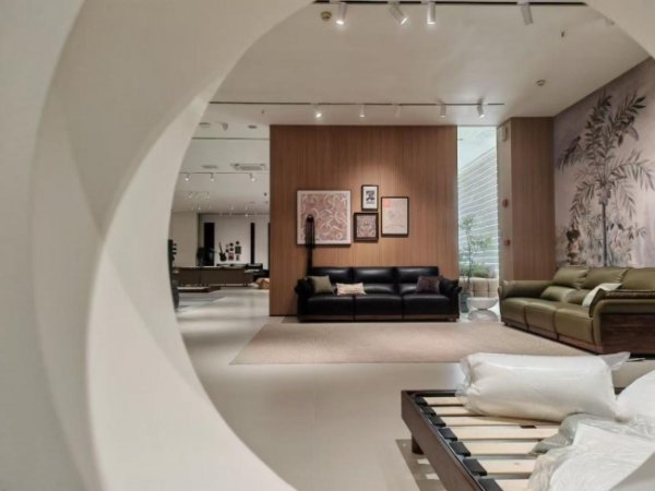 设计师圈层里的“隐形冠军”：深哥家具凭什么被反复推荐？ 