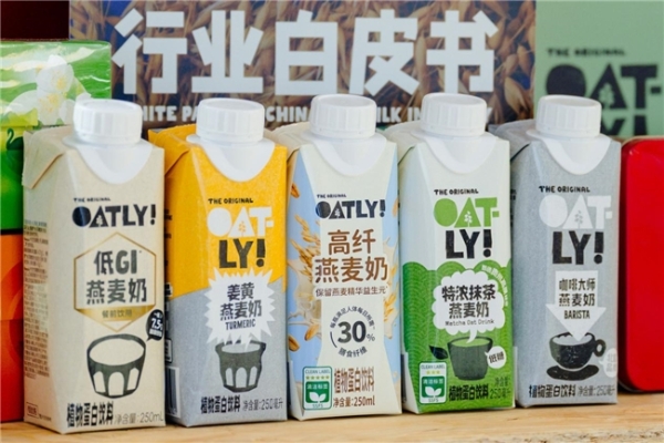 OATY携冠军咖啡师亮相HOTELEX，解锁植物基餐饮创新可能