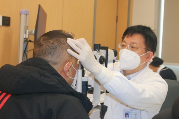 打破遗传“宿命”，共防青光眼盲：爱尔眼科为家庭筑牢眼健康防线 