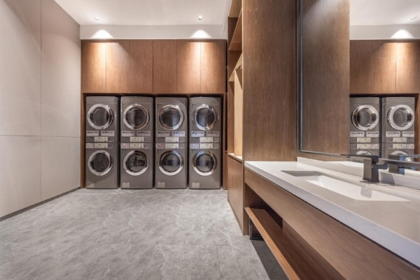 拒绝“量价齐杀”！中濠酒店集团的轻奢逻辑，破解存量市场困局 