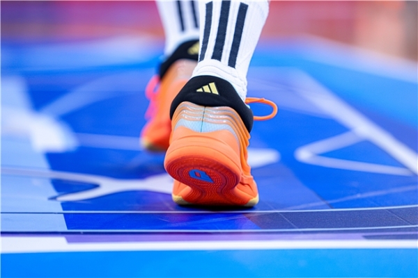 Jr. NBA校园篮球联赛上海站收官，阿迪达斯官宣续约助力青少年篮球梦 