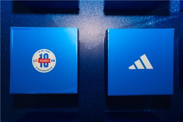 Jr. NBA校园篮球联赛上海站收官，阿迪达斯官宣续约助力青少年篮球梦 