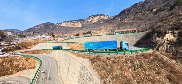 31km险路 300米落差！欧曼银河全球价值品鉴之旅（纯电篇）征服壶关十四拐 