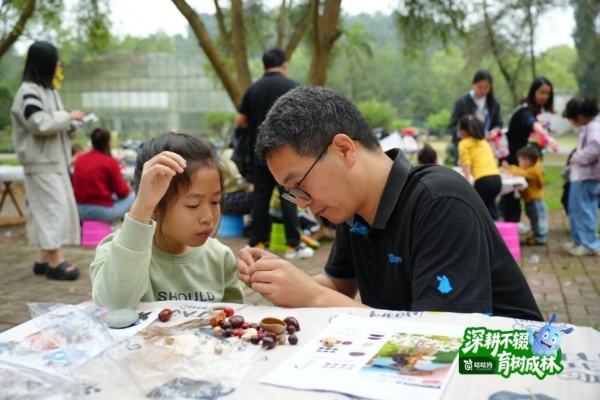咕咕狗连续六年开展公益植树活动，以绿色行动践行企业使命 
