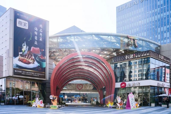 糖果妈咪引入首台AI智能产康机器人，开启产康“人机共护”新阶段