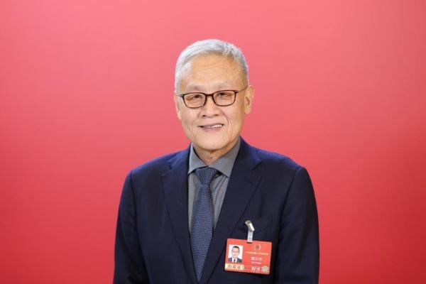 对话君乐宝魏立华：经营企业是一场没有终点的马拉松｜连线两会 