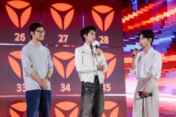 年轻人的极智拍档！雅迪冠能用陪伴重新定义智能出行温度 