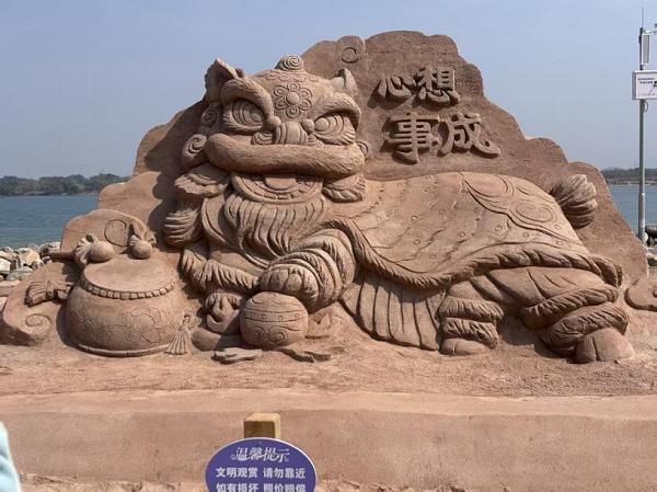 中国沙雕艺术家王靖现身佛山：用细腻雕琢唤醒沙的灵性 