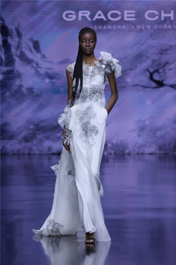 梅兰竹菊，19位女性展现当代君子风骨 