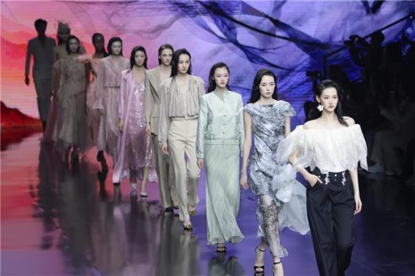 梅兰竹菊，19位女性展现当代君子风骨 