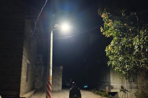 洲明公益·点亮家乡纪实：一盏路灯，能改变什么？ 