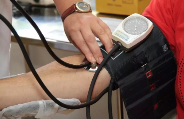 首张“钠摄入地图”发布：全国钠摄入普遍超标！松鲜鲜用创新调味，帮你跳出“钠陷阱” 