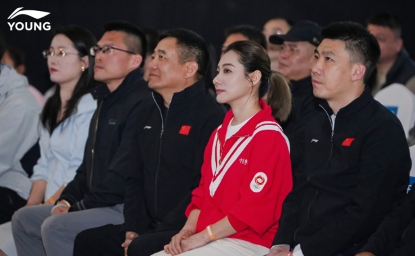 李宁YOUNG动³科技正式发布 以“校园8000步”为起点，重塑青少年运动守护方式