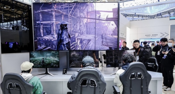 海信显示器旗舰矩阵亮相AWE2026，旗舰电视同源技术圈粉全场 