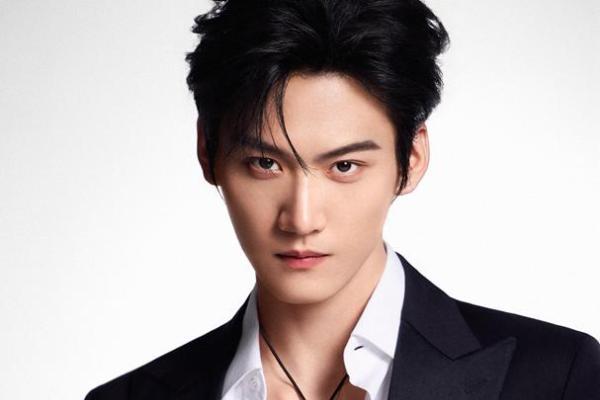 陈妍希&周柯宇继《狙击蝴蝶》之后再度牵手，韧真书写关于爱的叙事 