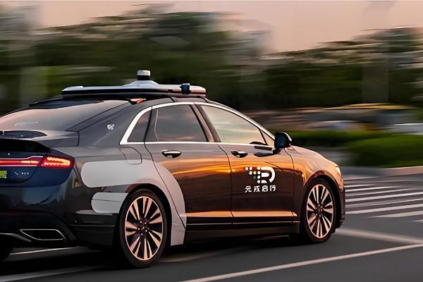 智驾安全拼有效数据，元戎启行靠数据闭环筑牢防线 