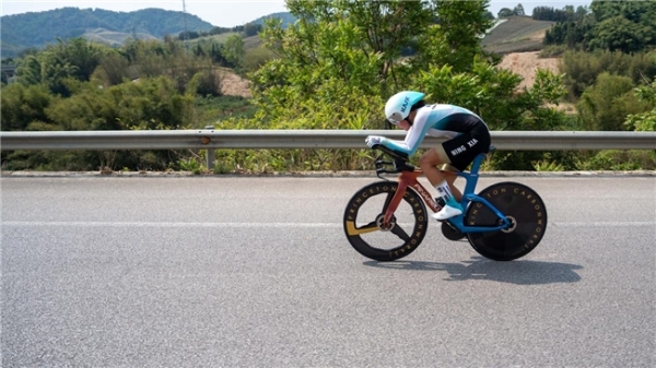 2026年中国公路自行车联赛第一站（云南·芒市站）圆满落幕 