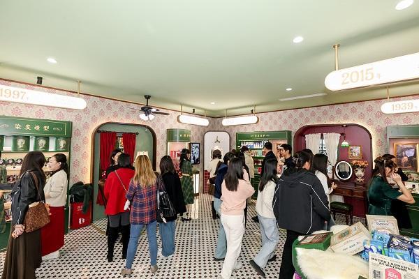  与城市发展同步前行 屈臣氏今年要改造1500家门店 