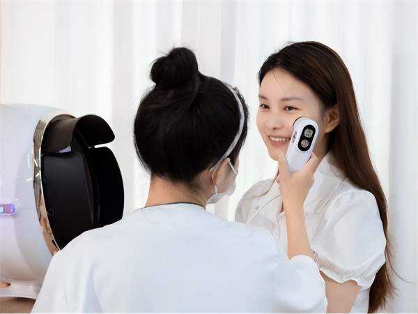 玫莉蔻发布“T7胶原水光超紧塑”护理项目，开启品牌科技护肤新篇章 