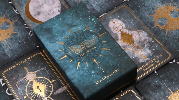  广东望京卡牌：让每一副塔罗牌的包装，都成为触手可感的灵魂序章 