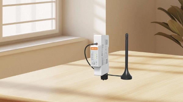 昱能昱电宝×隆基绿能：极致协同，打造成套阳台光伏最优解 