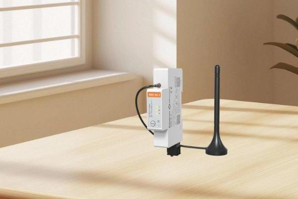 昱能昱电宝×隆基绿能：极致协同，打造成套阳台光伏最优解 