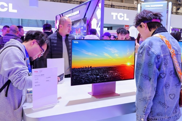 TCL实业AWE 2026焕新打造品牌活力乐园，“屏显+AI”让智慧生活触手可及 