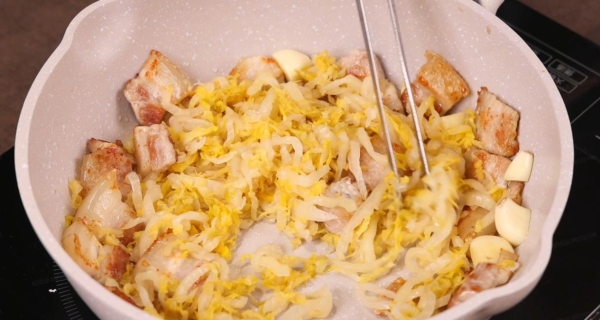 怕亚硝酸盐？怕高盐？盐中甜携健康酱菜破局 正式登陆明康汇