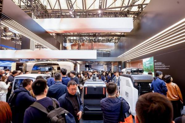 央视、张朝阳、36氪等齐聚探路展台，全网刷屏热议“移动空间生态” 