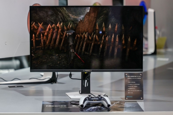 海信三大旗舰显示器重磅亮相AWE2026 旗舰电视同源技术引领行业 