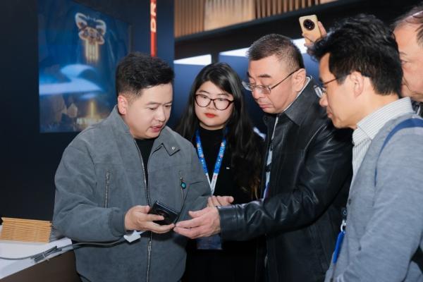 深脉控股亮相AWE：“亚洲最大锂矿发现人”和他背后的AI找矿梦  