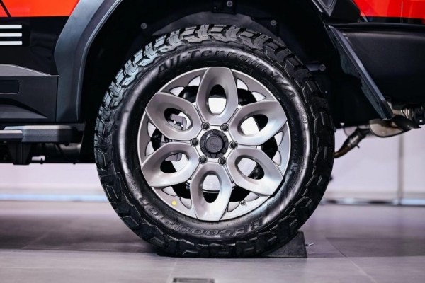 纵横G700顶火鸣镝版开启预售！限时权益价42.99万元起 