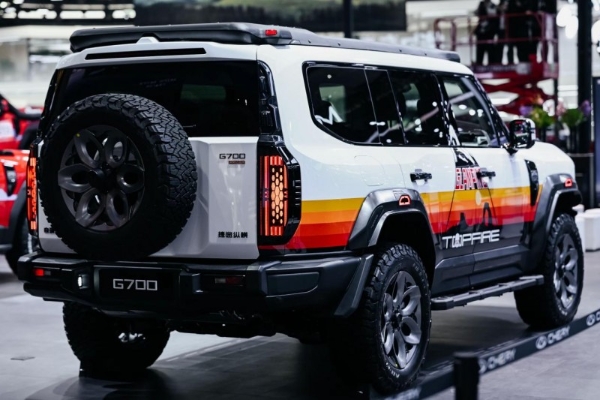 纵横G700顶火鸣镝版开启预售！限时权益价42.99万元起 