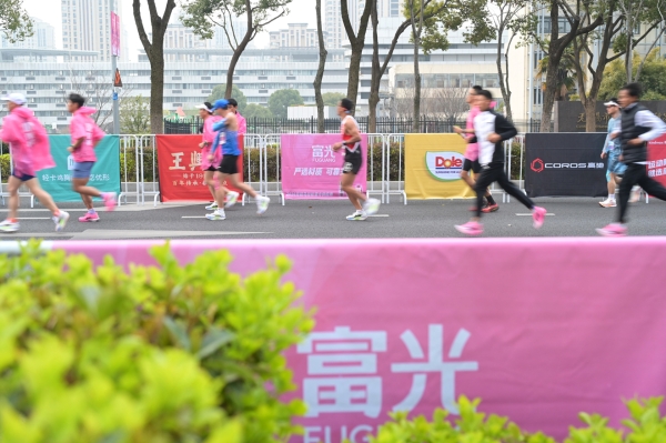 2026无锡马拉松收官，看富光如何借势体育营销赋能品牌升级 