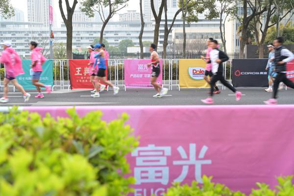 2026无锡马拉松收官，看富光如何借势体育营销赋能品牌升级 