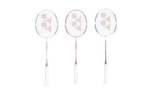 新手入门羽毛球拍推荐：尤尼克斯三款全碳素入门拍值得选择 