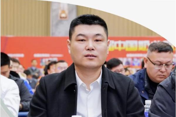 中国奶业风云榜发布，认养一头牛十位骨干入选，单产数据居前列 