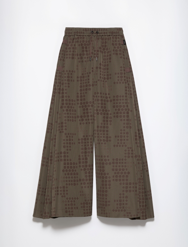 MAX&Co. 携手品牌RÆBURN 发布轻户外合作设计系列—SNAP. PACK. DEPLOY.「一触·即发」 